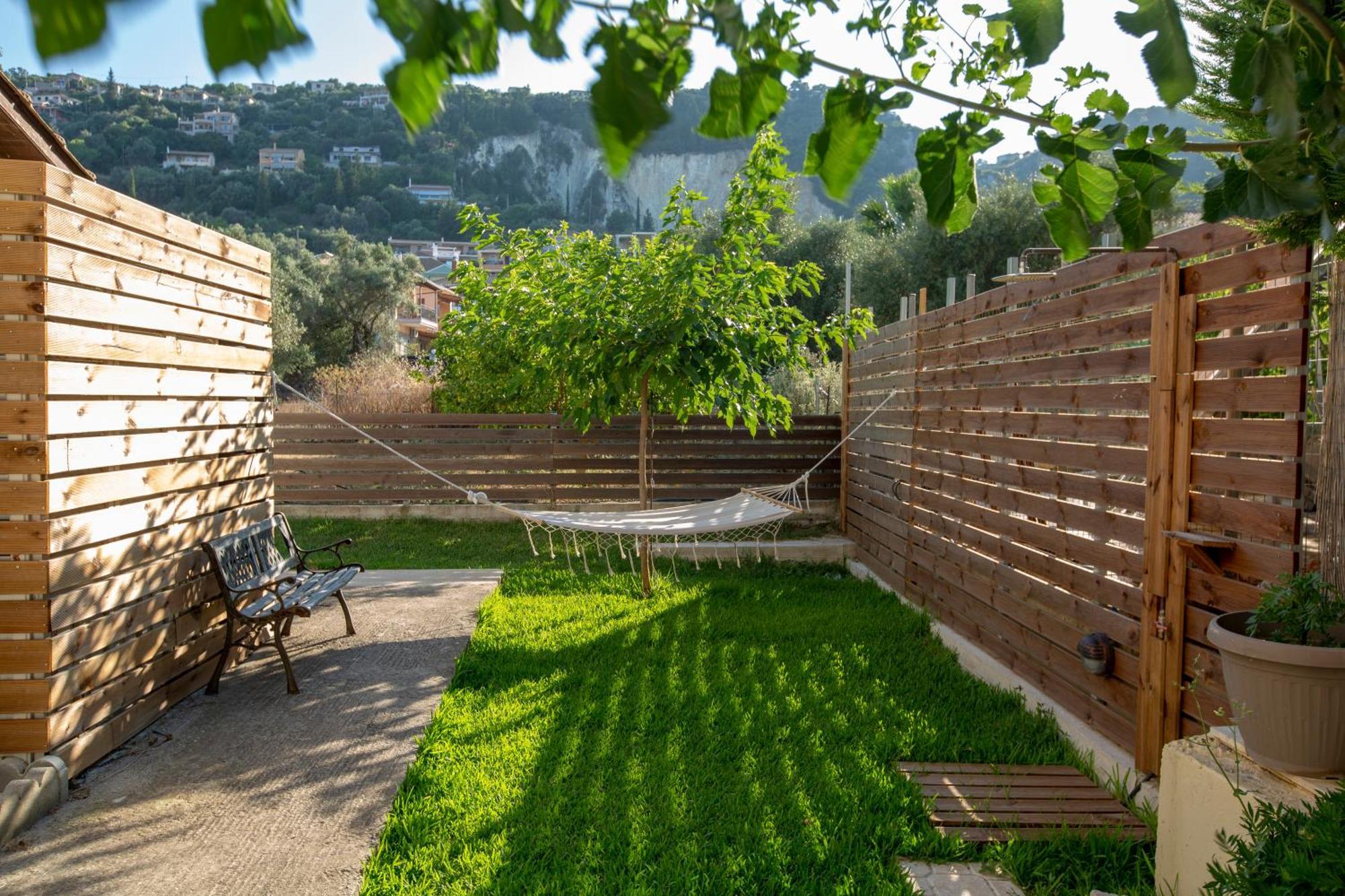 Levanda Cozy Apartments Apolpaina Екстериор снимка