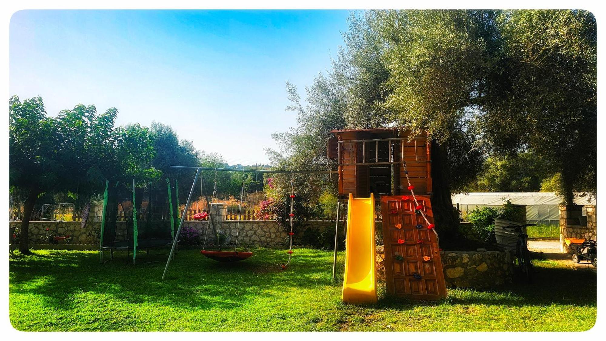 Levanda Cozy Apartments Apolpaina Екстериор снимка